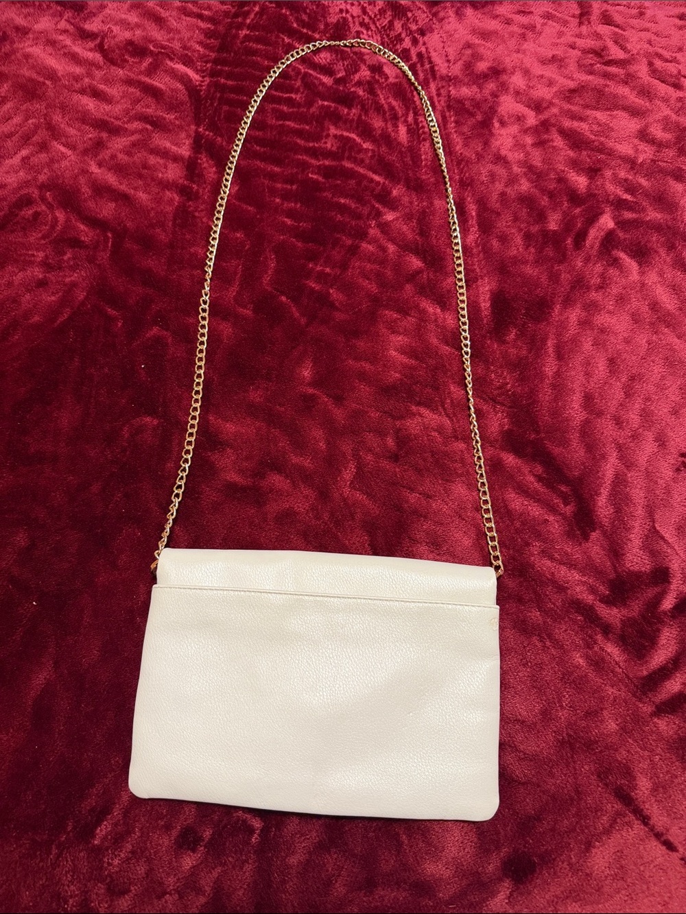 Women’s Cream Envelope Crossbody Bag with Gold Chain - Picture 2 of 6